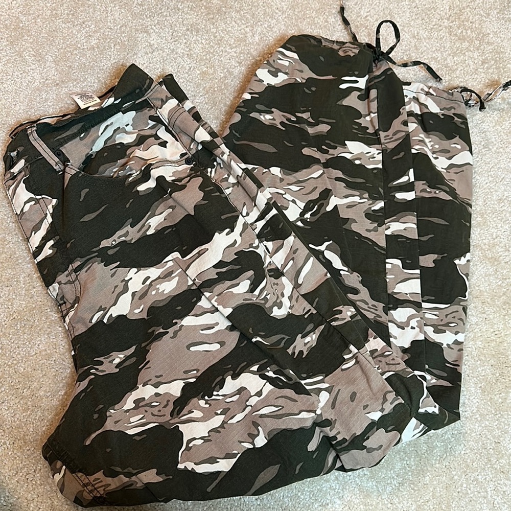 Good American joggers